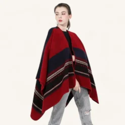 Cape Polaire Epaisse Rouge Femme Style Mexicain