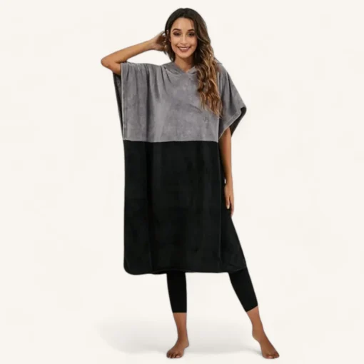 Poncho Bain Pour Femme Gris Sur Le Haut Et Noir Sur Le Bas