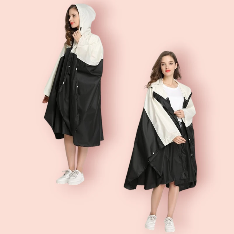 Poncho de Pluie Randonnée Femme élégant et fonctionnel, idéal pour les jours de pluie avec style.