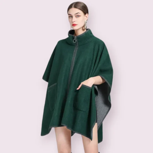 Poncho veste oversized vert élégant avec col haut et poches pratiques, idéal pour un look sophistiqué.