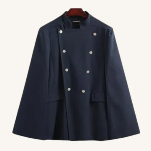 Cape élégante bleu marine à double boutonnage et design moderne, parfaite pour toutes occasions.