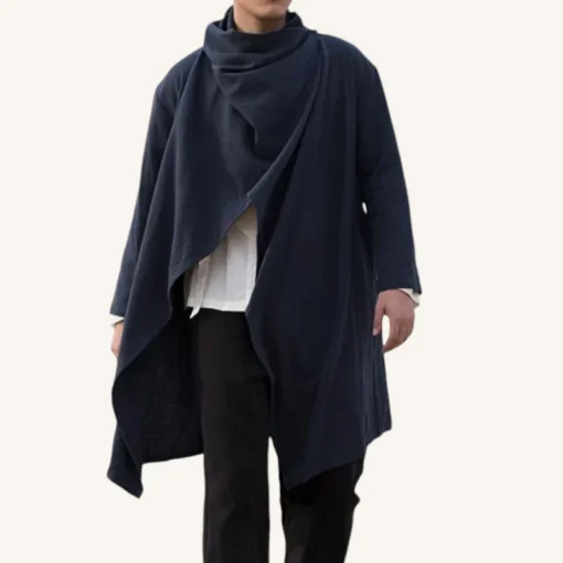 Poncho oversized élégant en bleu marine, parfait pour un look décontracté et chic.