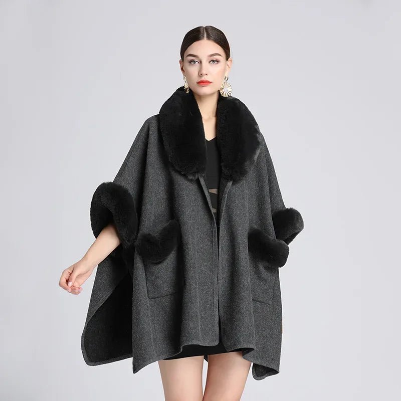 Cape Femme Col en Fausse Fourrure
