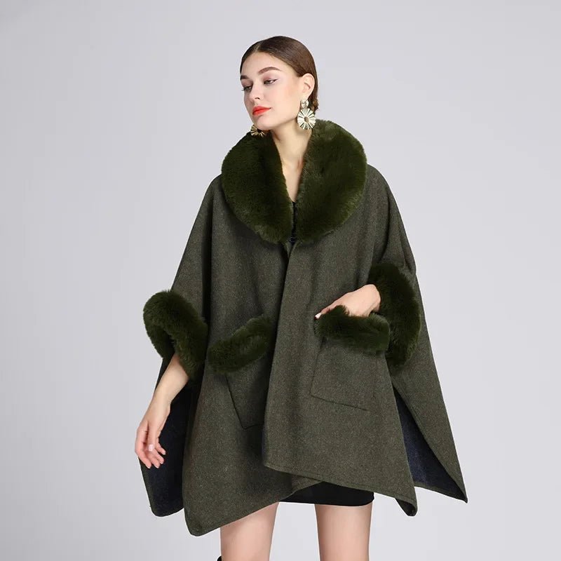 Cape Femme Col en Fausse Fourrure