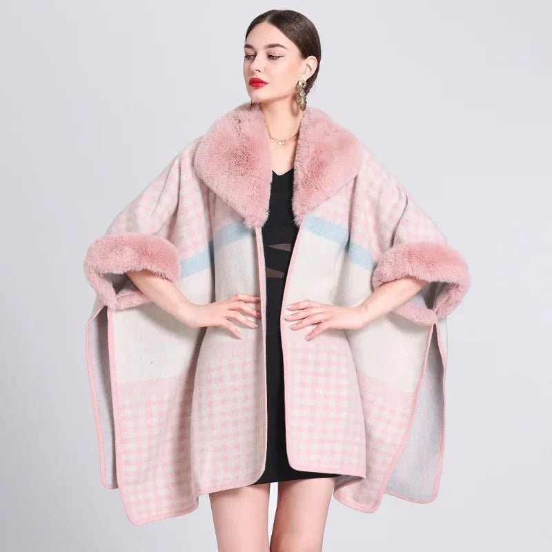 Cape Fourrure à Petits Carreaux