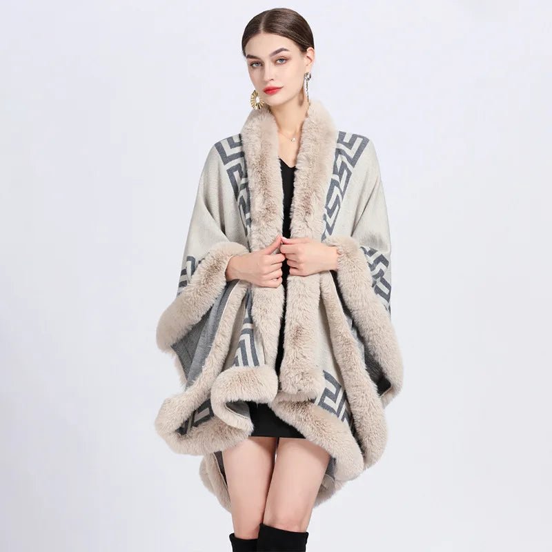 Cape Femme Hiver Motif Grec