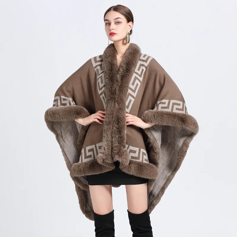 Cape Femme Hiver Motif Grec
