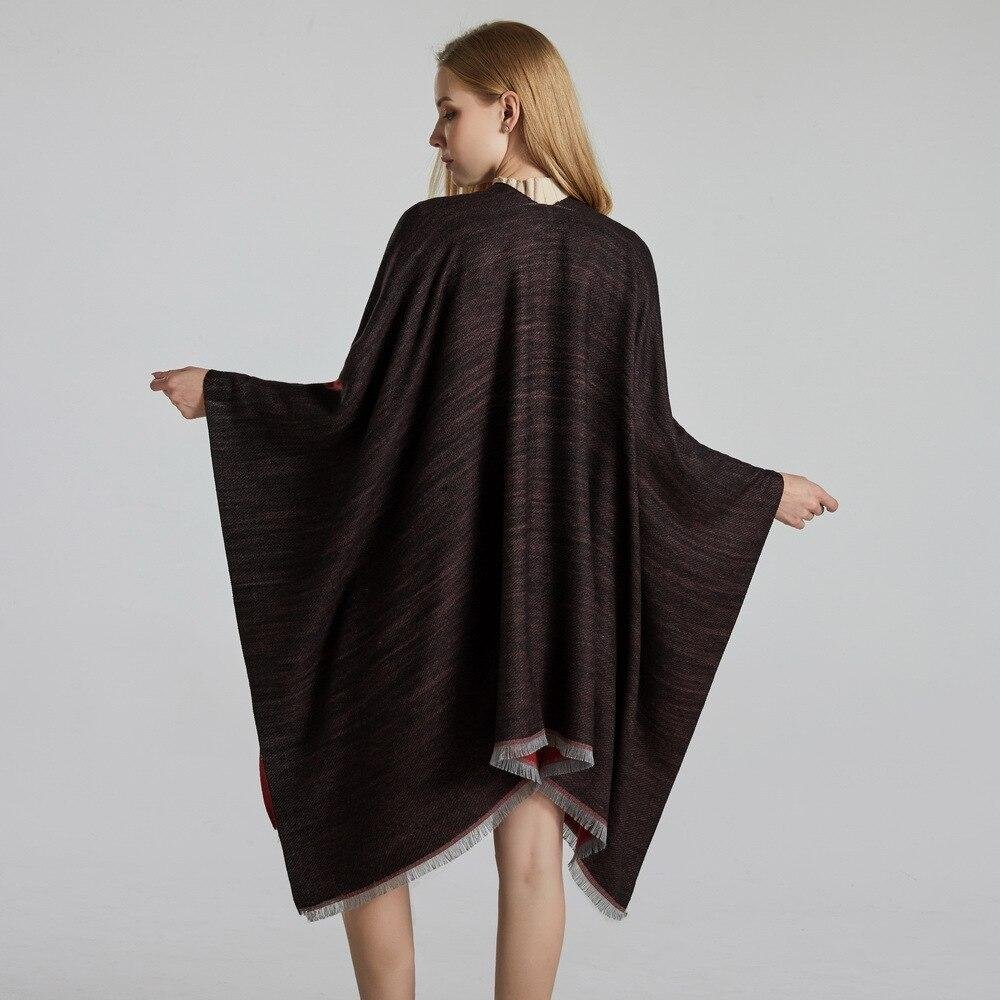 Foulard Poncho Femme à Fleurs