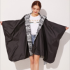 Poncho de Pluie Femme Noir et Blanc